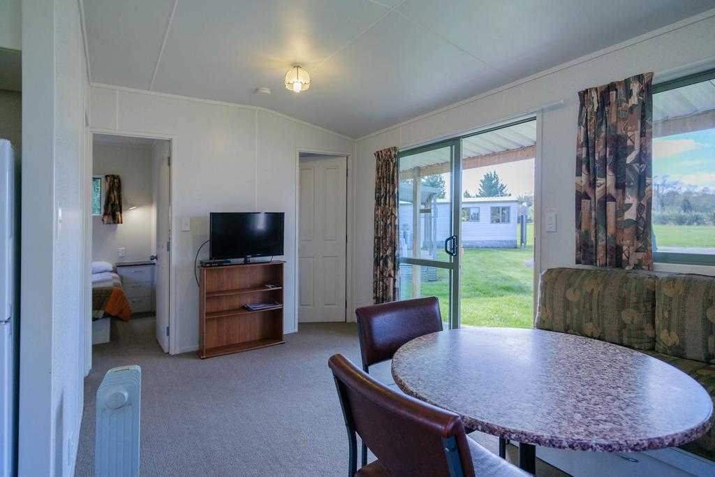 Grumpy'S Kiwi Holiday Park Geraldine Buitenkant foto